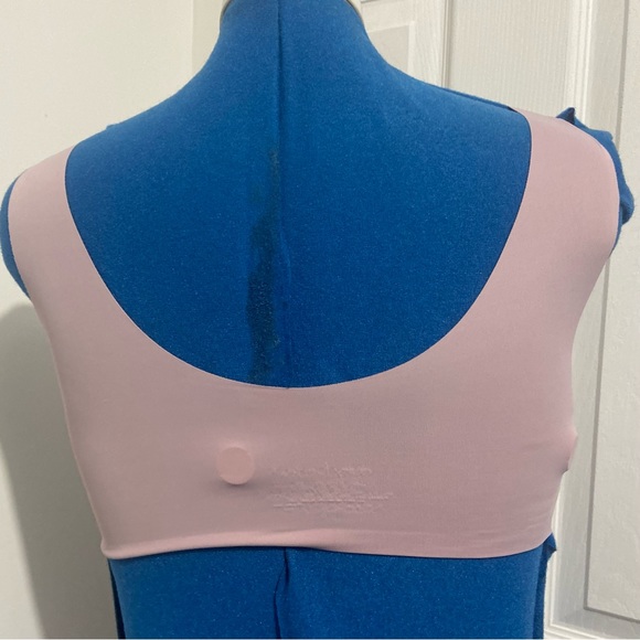 Daisy Fuentes women pink seamless bralette. Size L. Used. - Picture 3 of 5